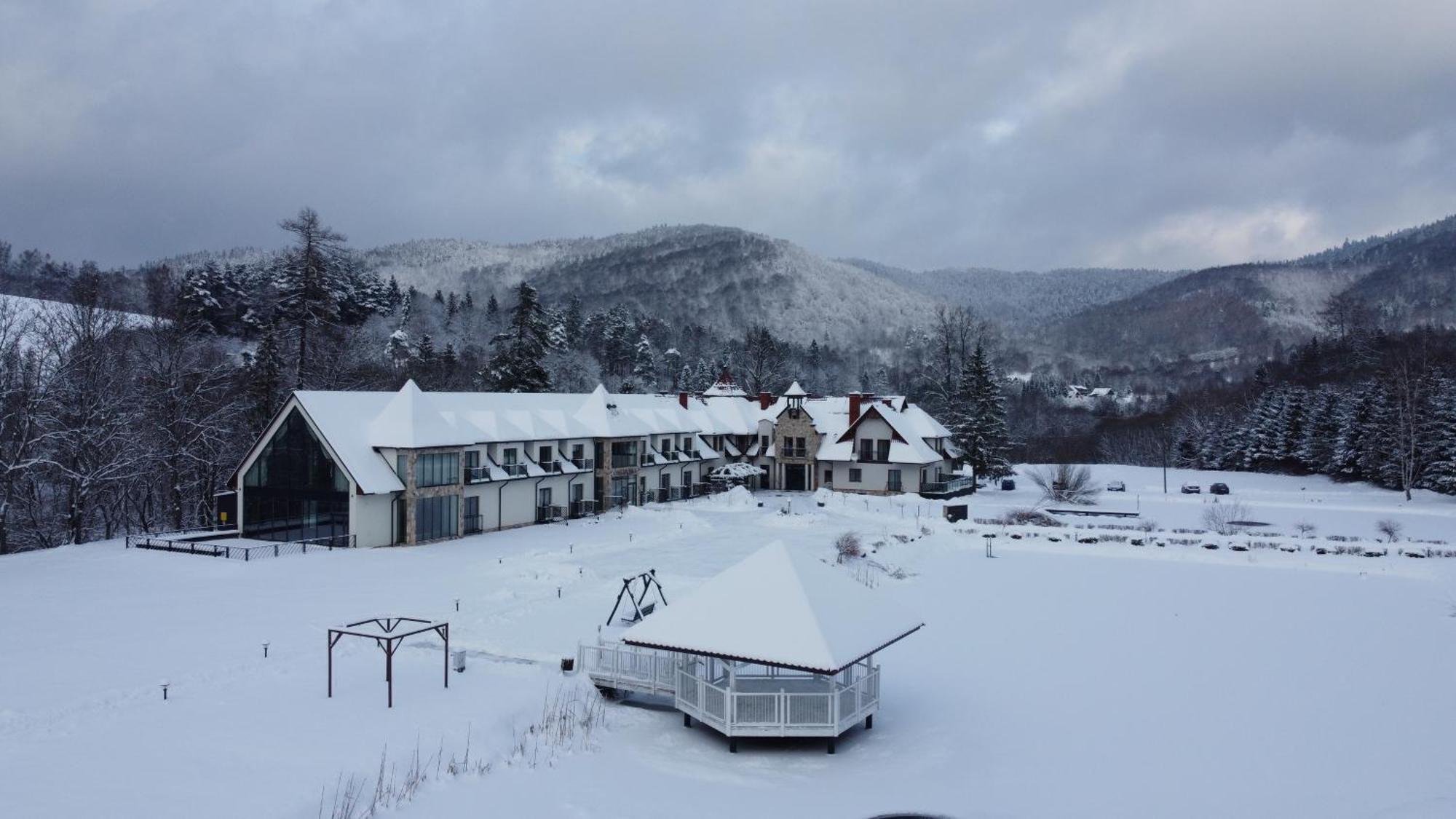 Carynska Resort & Spa لوتوويسكا المظهر الخارجي الصورة